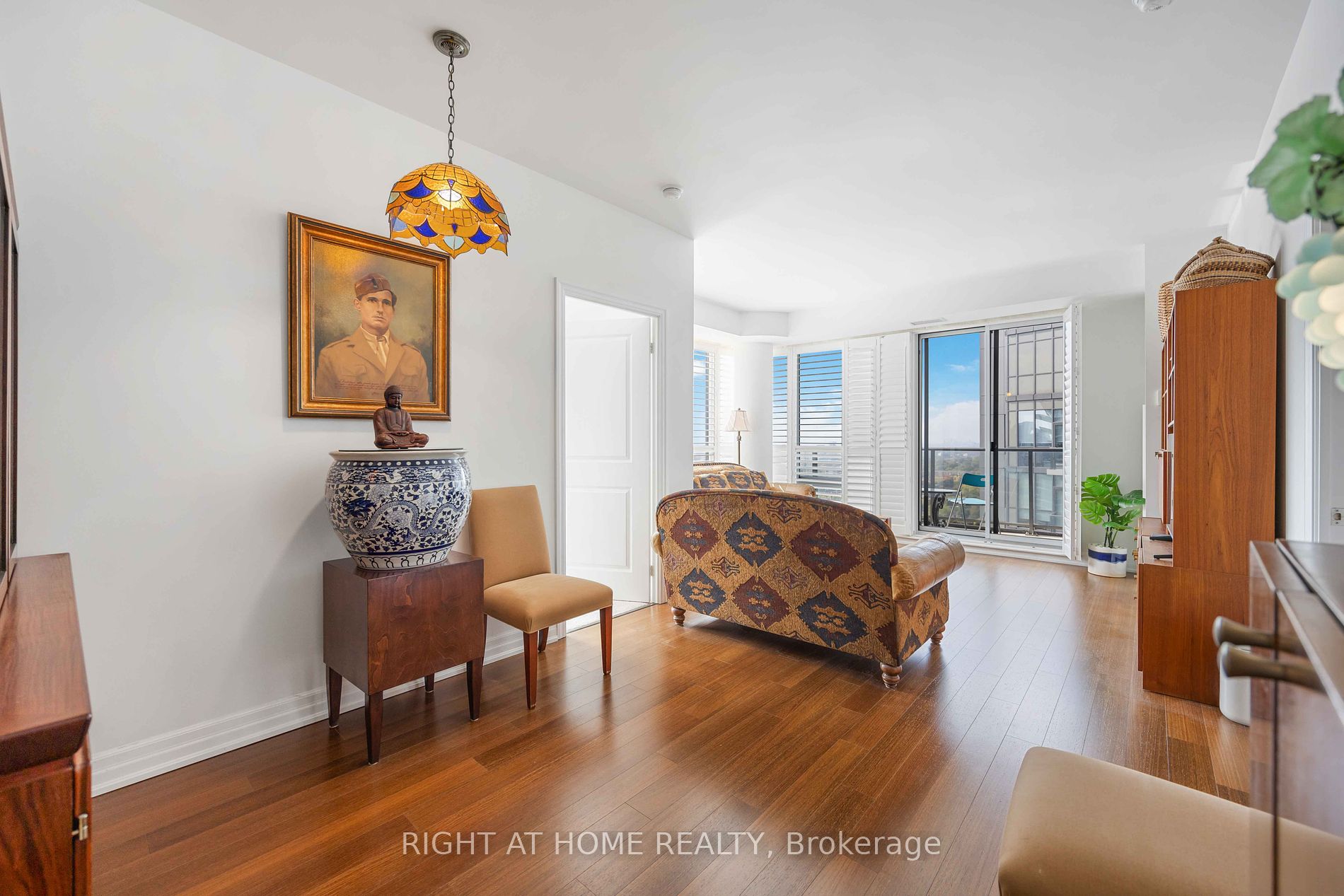 500 W St Clair Ave 1901