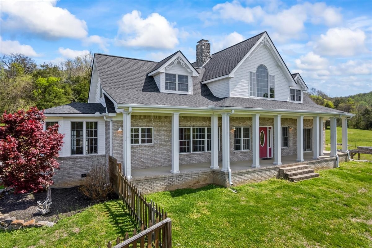 216 Old Wolf Hill Rd