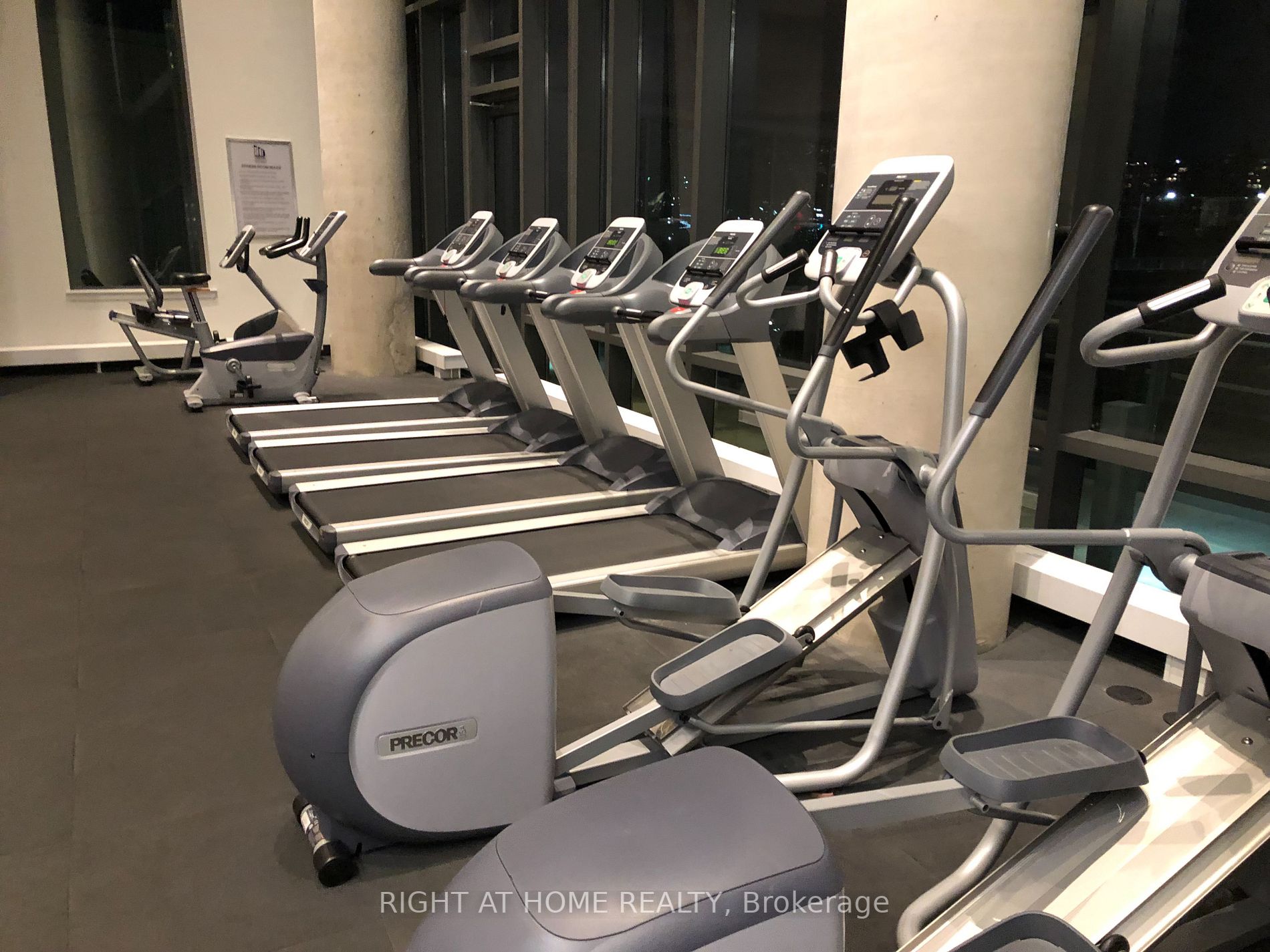 170 Fort York Blvd 205