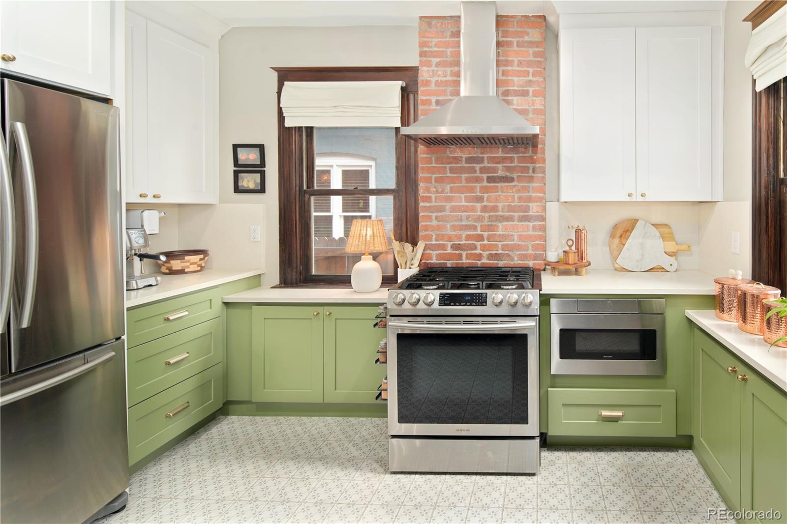 2088 S Pennsylvania Street