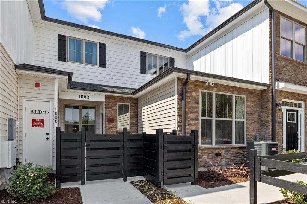 1403 Kathy Ann Way E