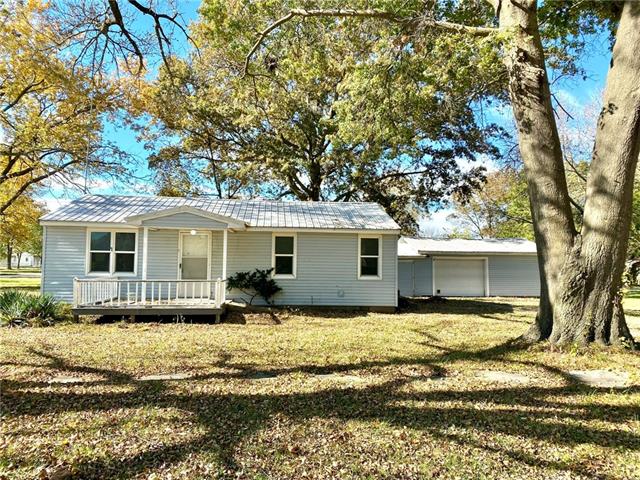 208 S Fifth Street, Walker, MO 64790