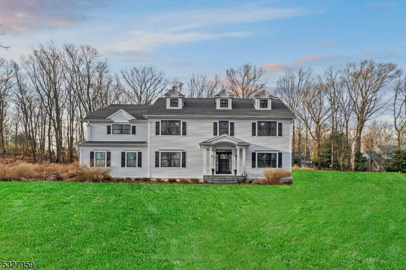 5 Kensington Ct