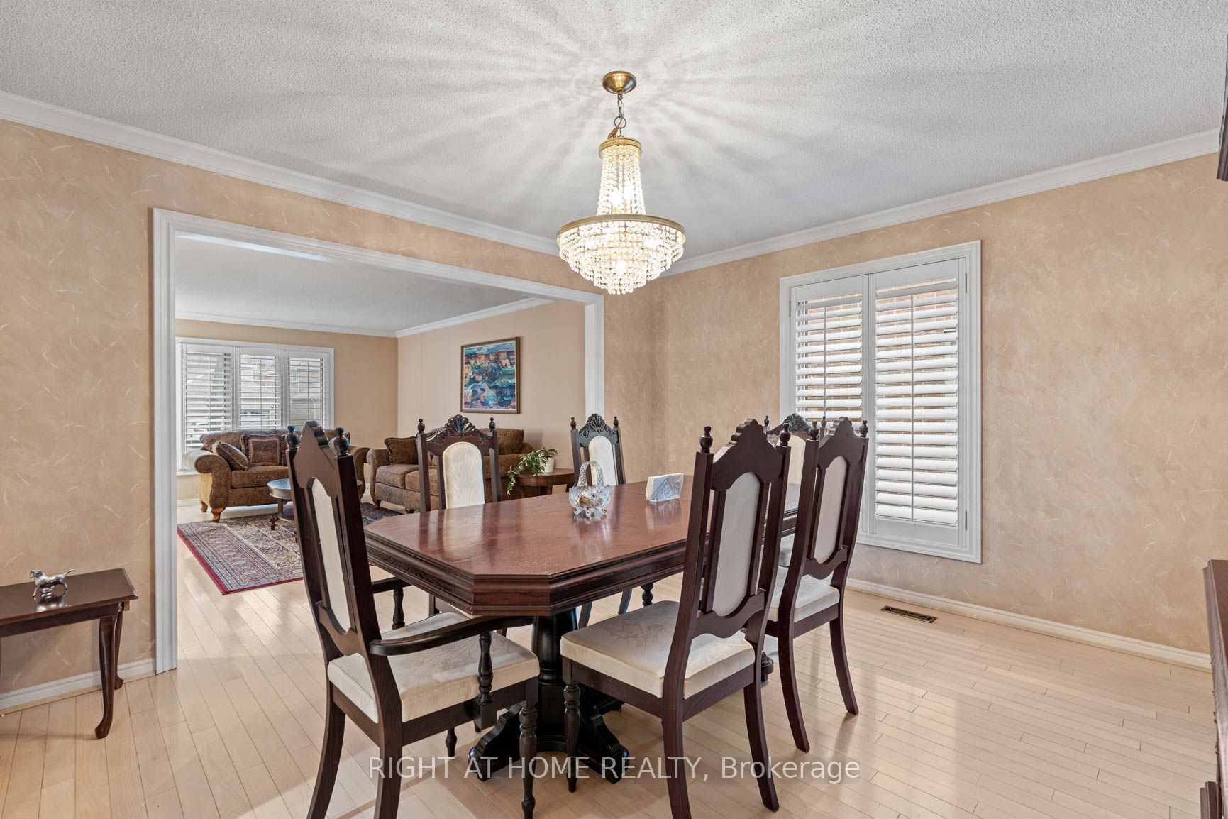 56 Crystal Dr