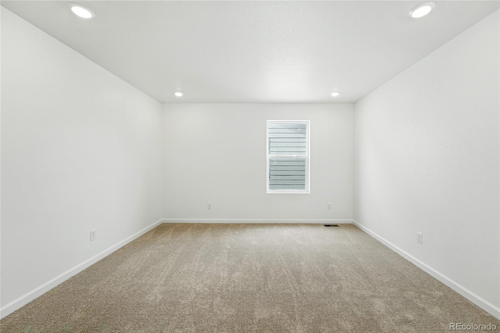 2086 Wagon Wheel Aly