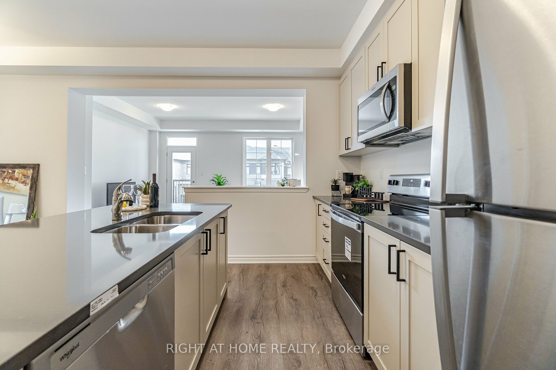 51 Keppel Circ