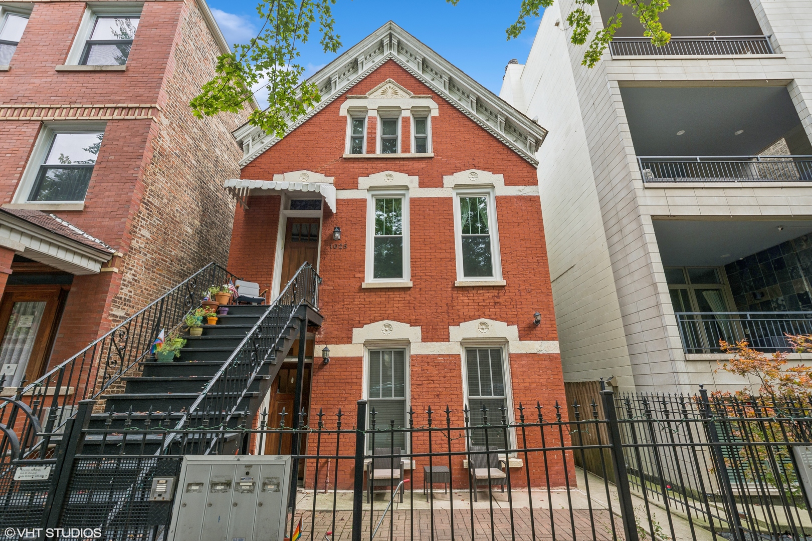 Don't miss this stunning 2-bedroom PLUS den, 2-bathroom, duplex-up, top-floor condo in the highly desirable Ukrainian Village. Beautiful hardwood floors extend throughout this penthouse, and high ceilings create a bright and airy atmosphere. The kitchen has beautiful granite countertops, large cabinets, and SS appliances (a new dishwasher and refrigerator). Additionally, it opens nicely into the living room, making it perfect for entertaining. The home also has a spacious primary bedroom with a sizable den steps away and in-unit laundry! Enjoy the outdoors with not one, but two lovely exterior spaces, ideal for relaxing or hosting guests. There is no parking spot included with this property, but rental options become available from time to time. Located in the heart of Ukrainian Village, this property is within walking distance to Kasama, The Perch, Parlor Pizza, Colectivo, Smoke Daddy, Forbidden Roots Pizza & Brewery, the Division Blue Line "L" stop, Target, and all the bars, restaurants, and retail on Division. Truly a prime location and the best of city living!
