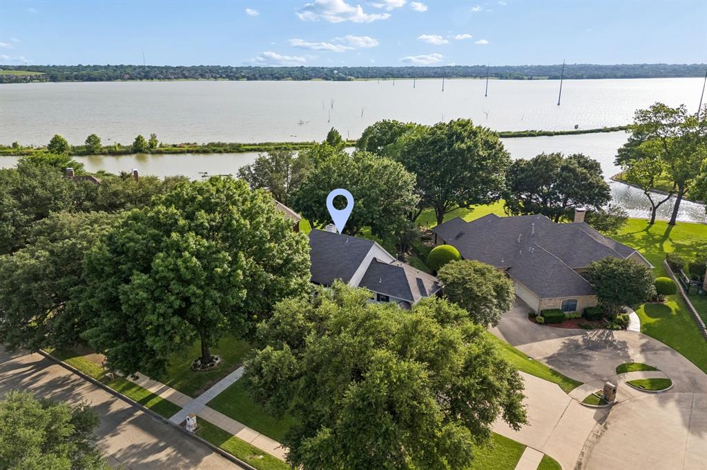 3422 Mallard Park