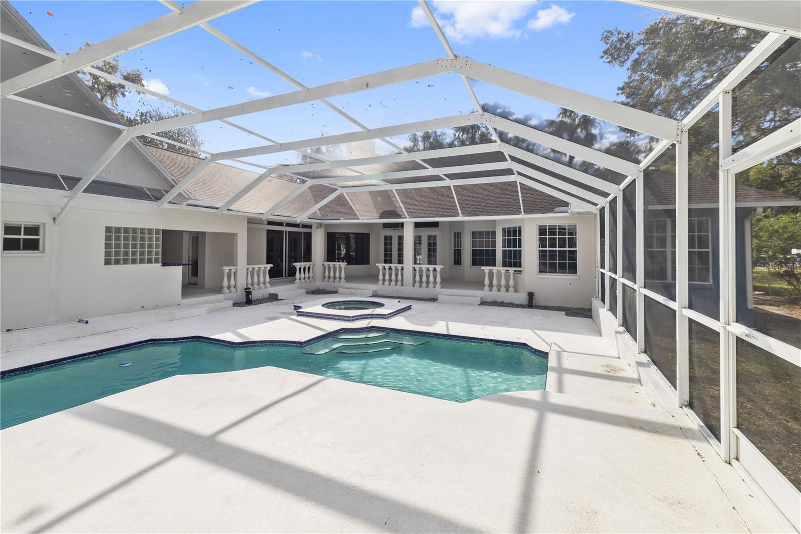 405 Chastain Road