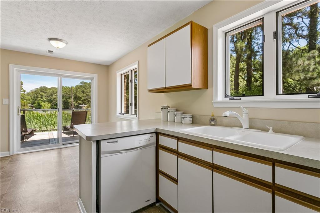 246 Hunts Neck Road