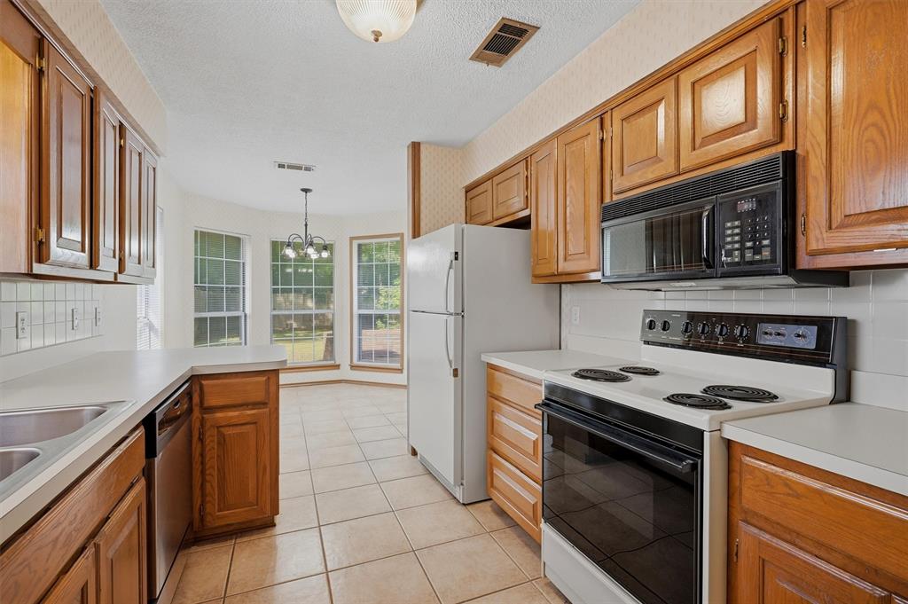 742 S Valentine Drive