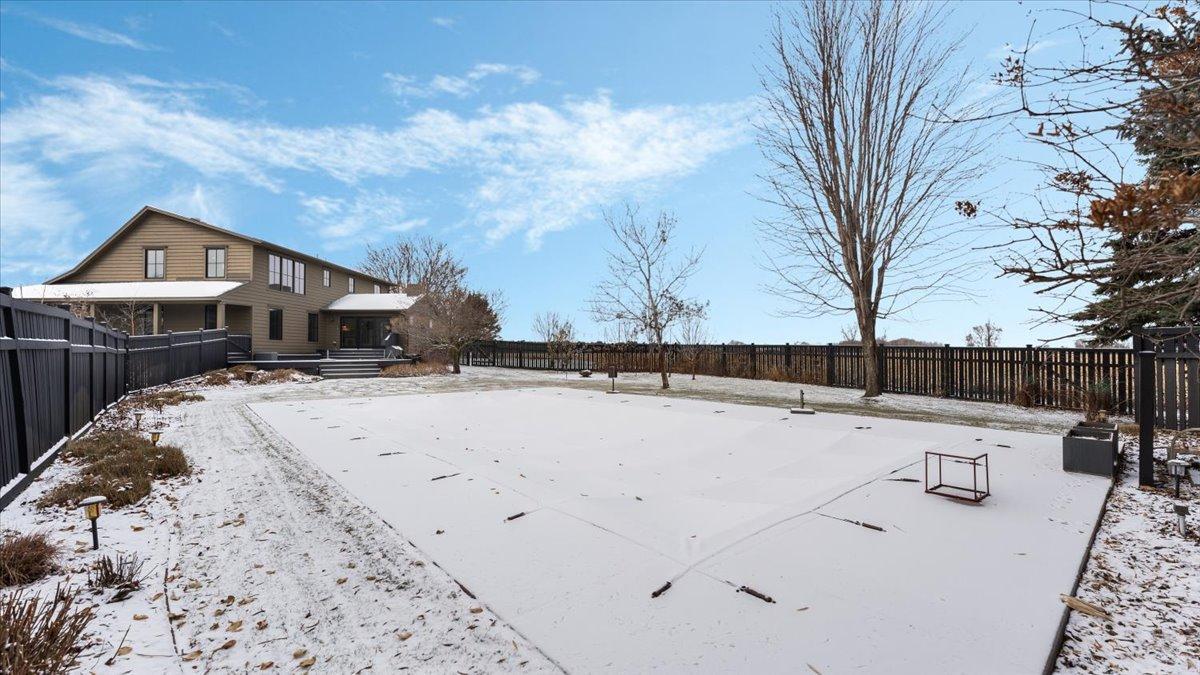 1722 Boxwood Circle