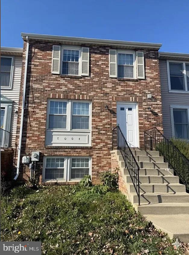 Discover easy living in this newly renovated 4-bedroom, 3.5 bath townhome located in Farmbrook.  The main level offers a sun-filled living room, a convenient half bath, and a bright U-shaped kitchen featuring new countertops, abundant cabinetry, and a cheerful breakfast/dining area—perfect for everyday living and entertaining. A stylish open staircase leads to the upper level, where you’ll find a spacious primary suite with a walk-in closet, dressing area, and direct access to the master bathroom. Two additional bedrooms complete this floor with a full bathroom. The fully finished walk-out lower level provides a bedroom room and a full bathroom. Additional highlights include renovated bathrooms, newer windows, new roof (2017), new HVAC (2025), and a fenced backyard with a patio—ideal for relaxing or hosting friends