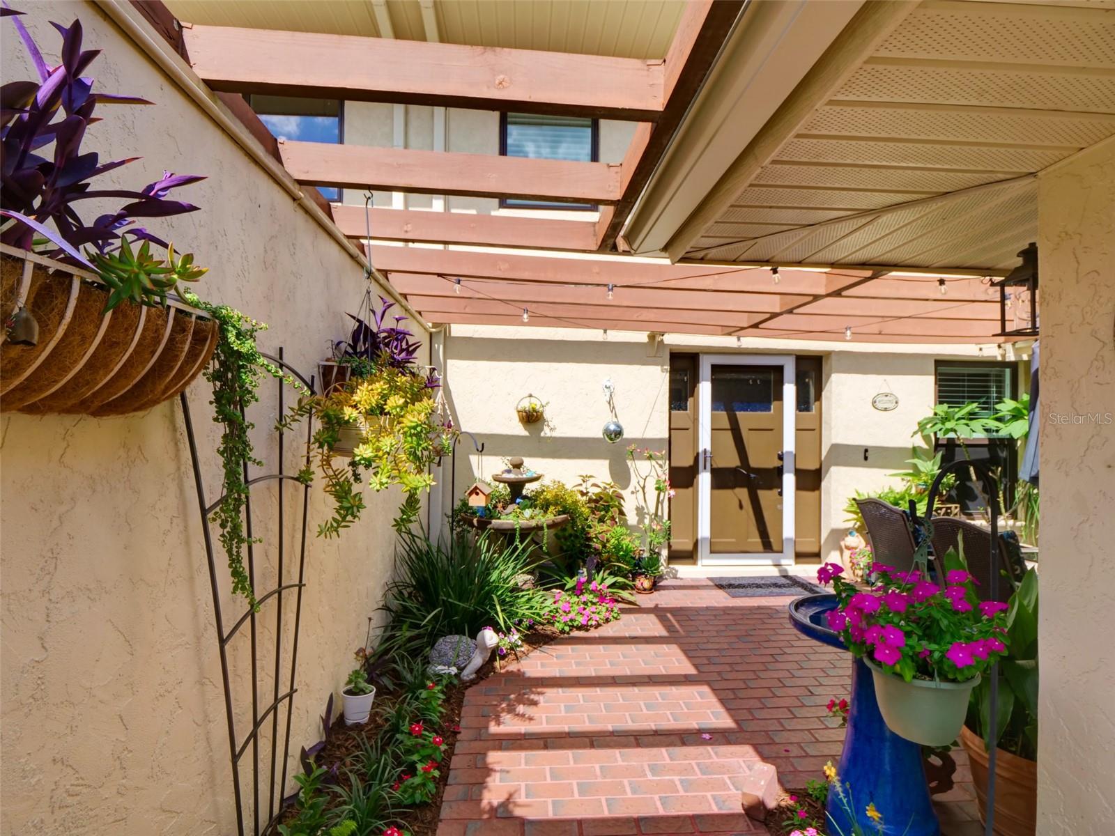 100 S Tremain Street G2