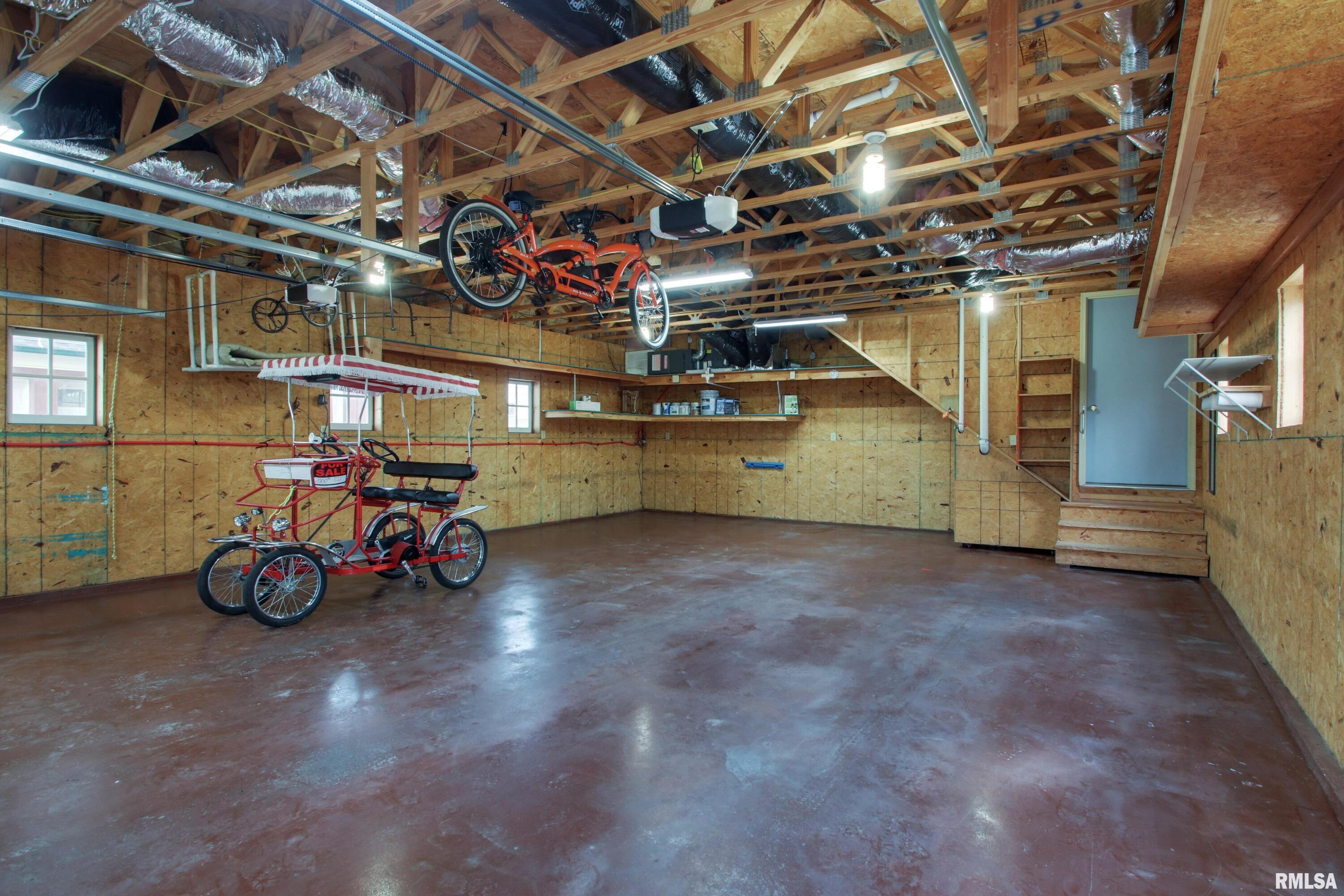 309 W Edwards Street
