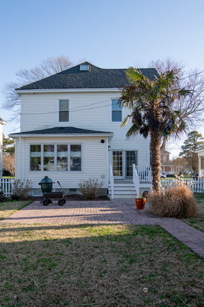 609 Monroe Ave 247