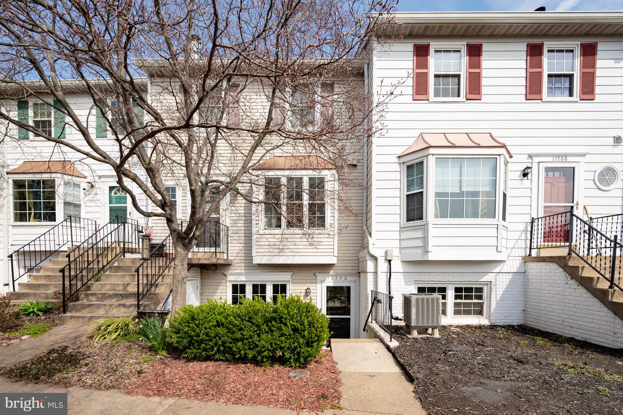 13770 Flowing Brook Court, Chantilly, VA 20151