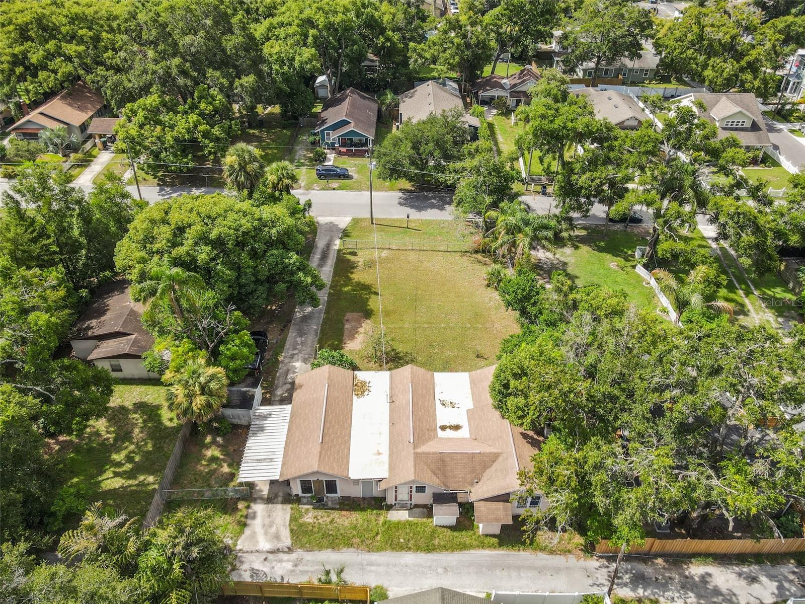 1008 E Comanche Avenue