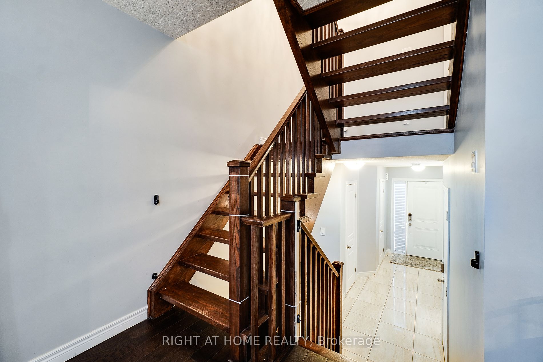 70 Highgate Dr 12