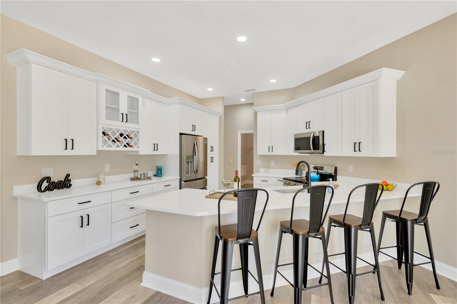 5212 Sunnydale Circle