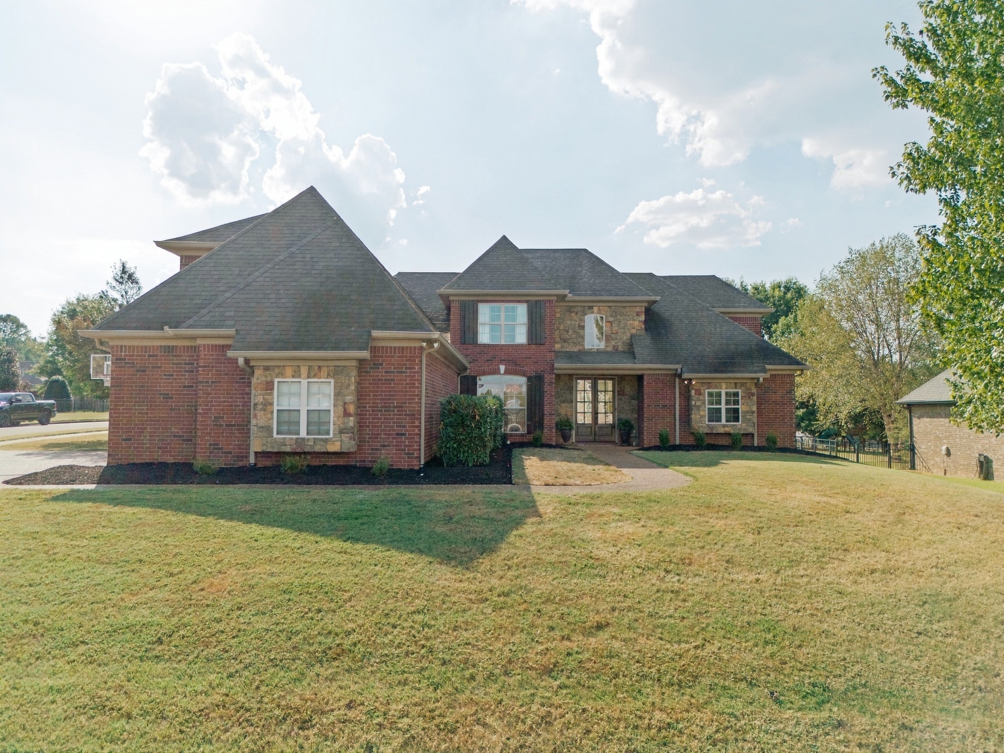 117 Oglethorpe Ave