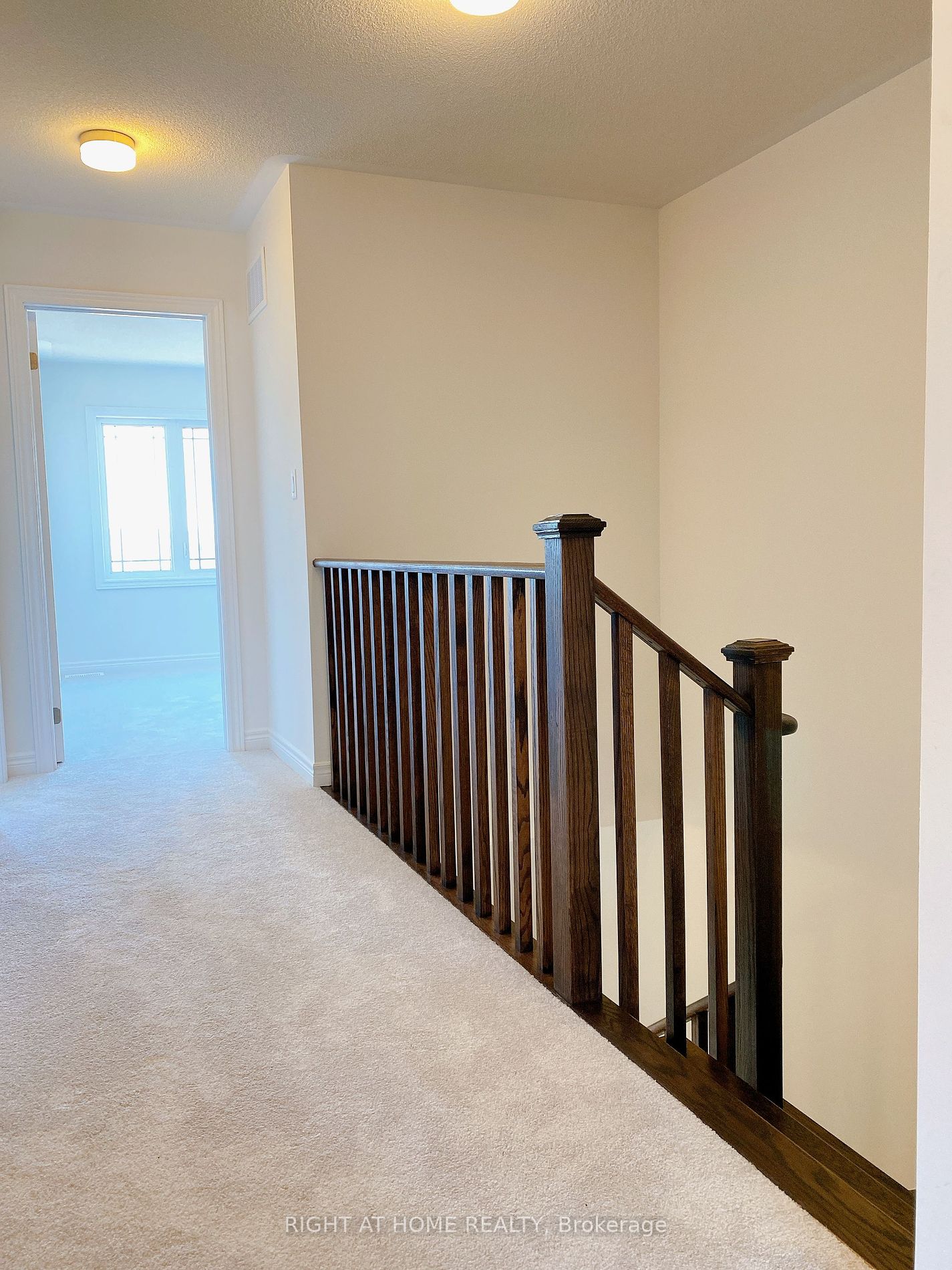 5 Milady Cres