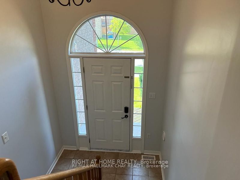 31 Forest Dale Dr Lower L