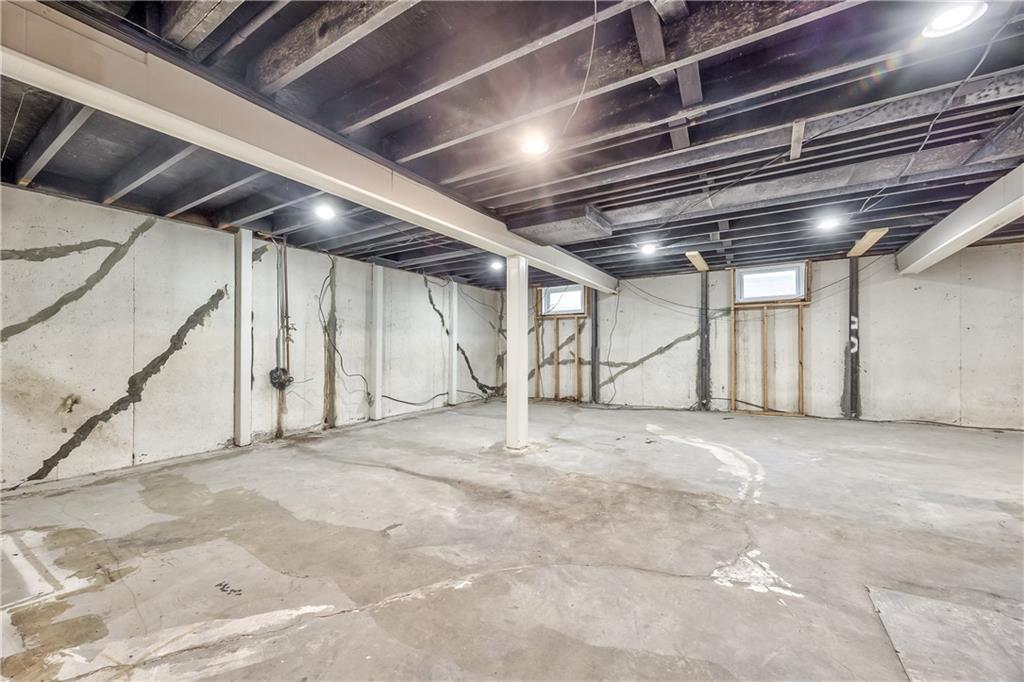 4304 W 83rd Street