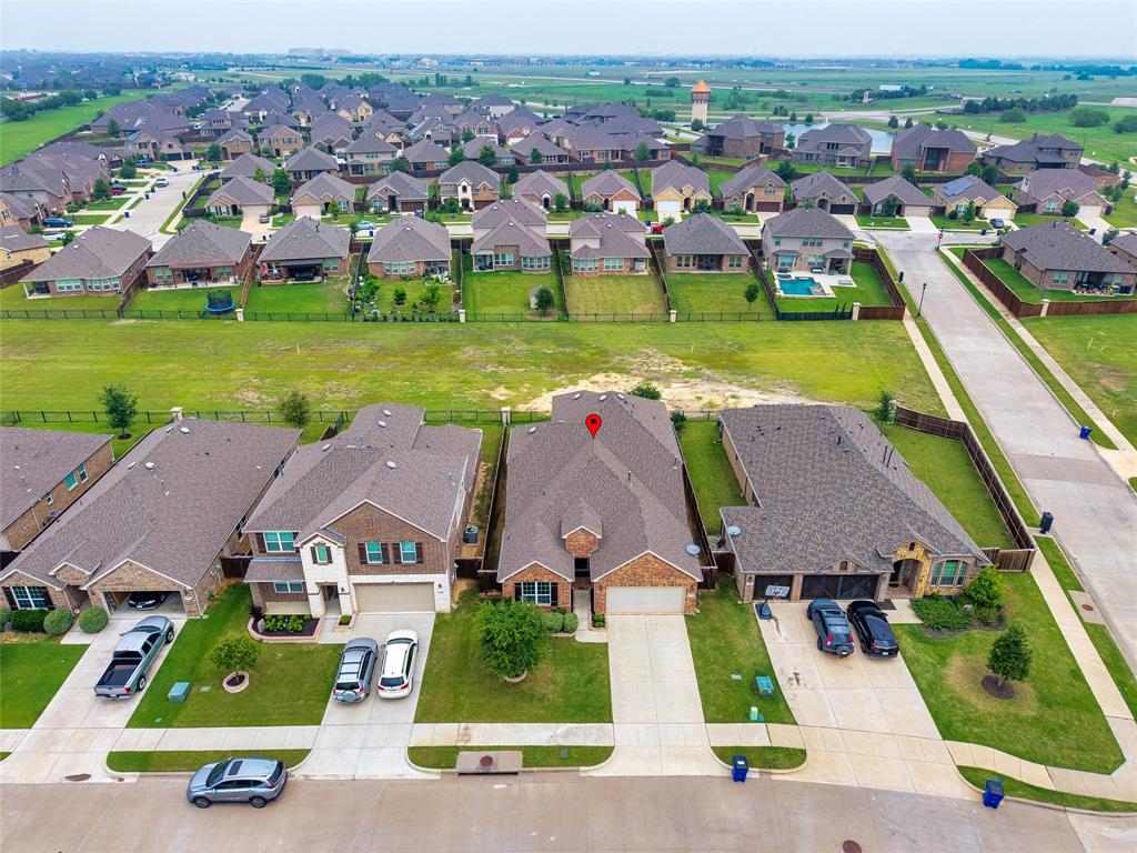 2812 Lamont Court