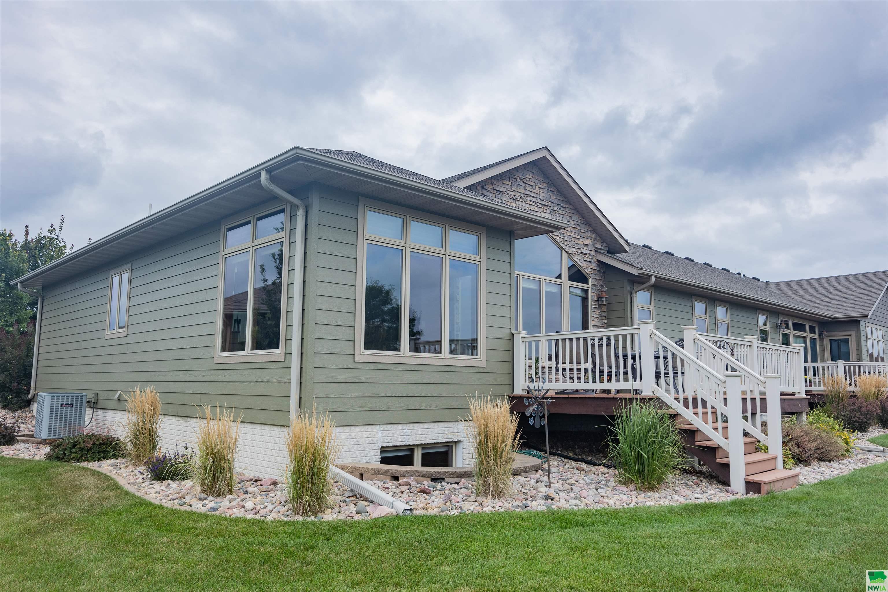 2330 Riviera Road