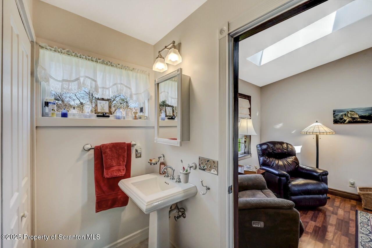 1363 Fairview Road