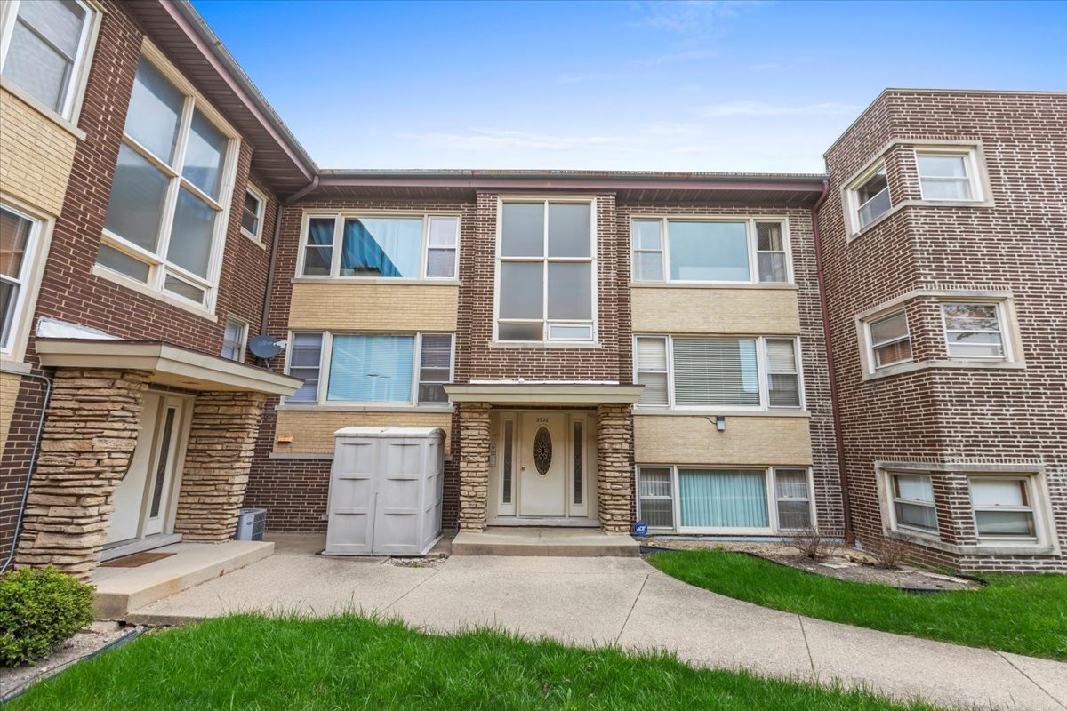 Fabulous opportunity to make this Jefferson Park 2BR/1BA condo yours! Top floor unit filled with natural light throughout. Step into the large and spacious Living Room with sizable coat closet makes for extra convenience.  Open concept Kitchen with gas cooktop, vent hood, dishwasher, refrigerator, wall oven and pantry closet perfect for your everyday needs and entertaining guests with attached dining room area space.  Expansive light-filled primary bedroom with generously sized closet and ample space for a king-sized bed, seating area, and more. The sizable second bedroom offers impressive versatility-ideal for family, guests, or a spacious home office with large windows, ample closet space, and enough room for a queen-sized bed and additional furnishings both multi-functional and comfortable. Hardwood floors throughout underneath the carpet. Community laundry room with coin-operated washers + dryers + double utility sinks can be found in the lower level easily accessed through interior stairs plus large private storage area (storage #5). Wonderful, convenient and amazing location with easy access to Starbucks, grocery, parks/playground, cafe & coffee shops, restaurants, Target, Jefferson Park Metra Station and Blue Line Terminal and Jefferson Park Sunday Farmers Market - this unit and its location has it all! A wonderful place to call home and make yours now!
