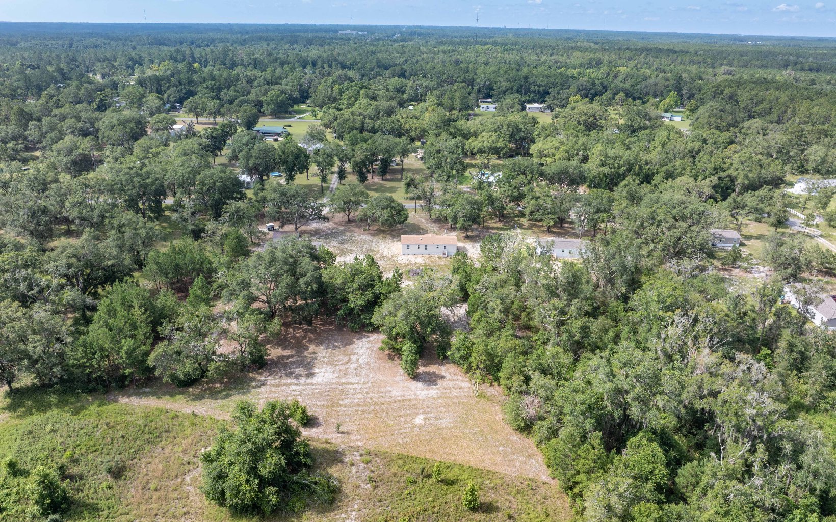 305 NW Ivy Gln