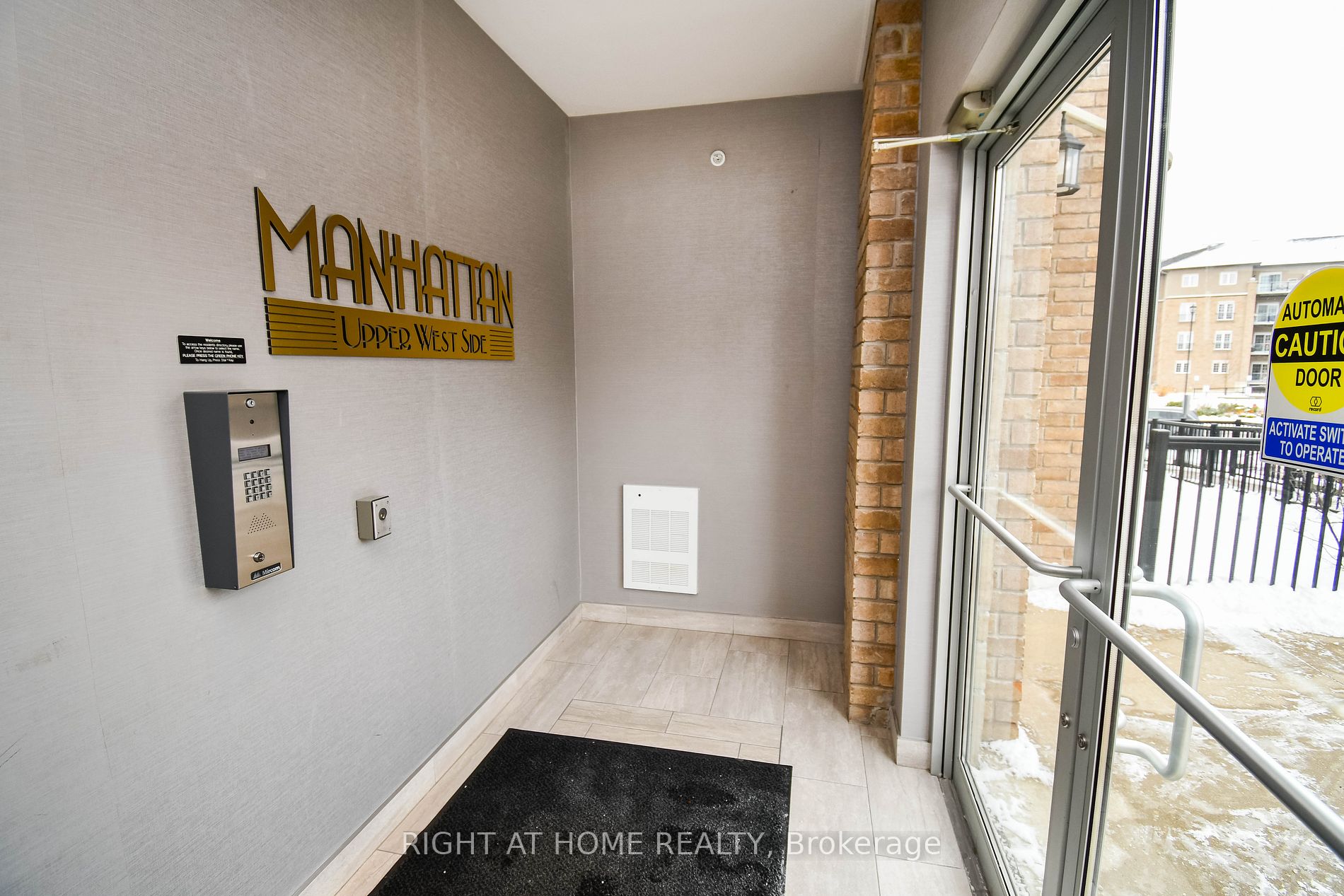 40 S Ferndale Dr 409