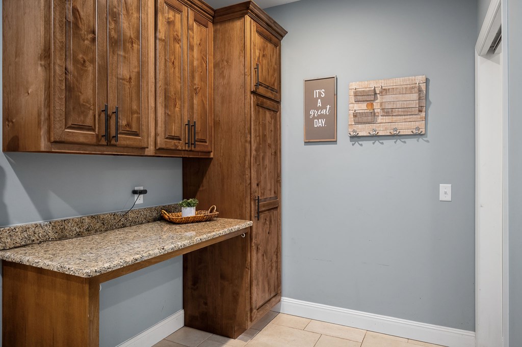 1621 Plantation View