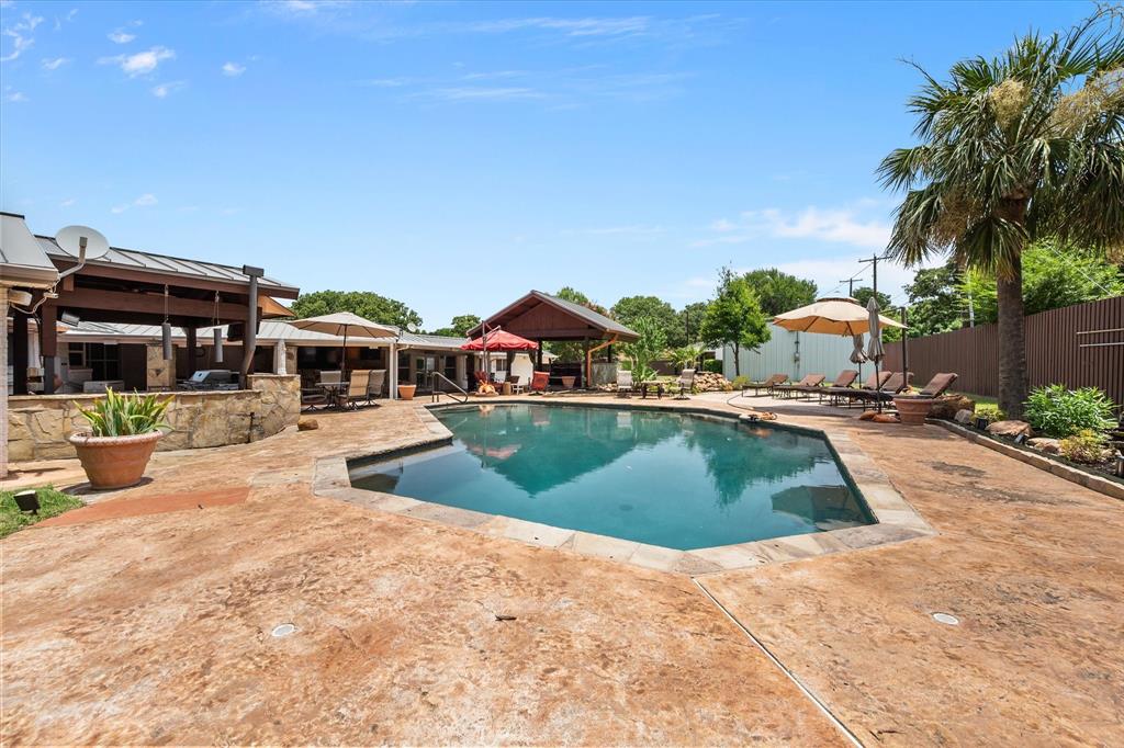 1336 Ridgewood Terrace