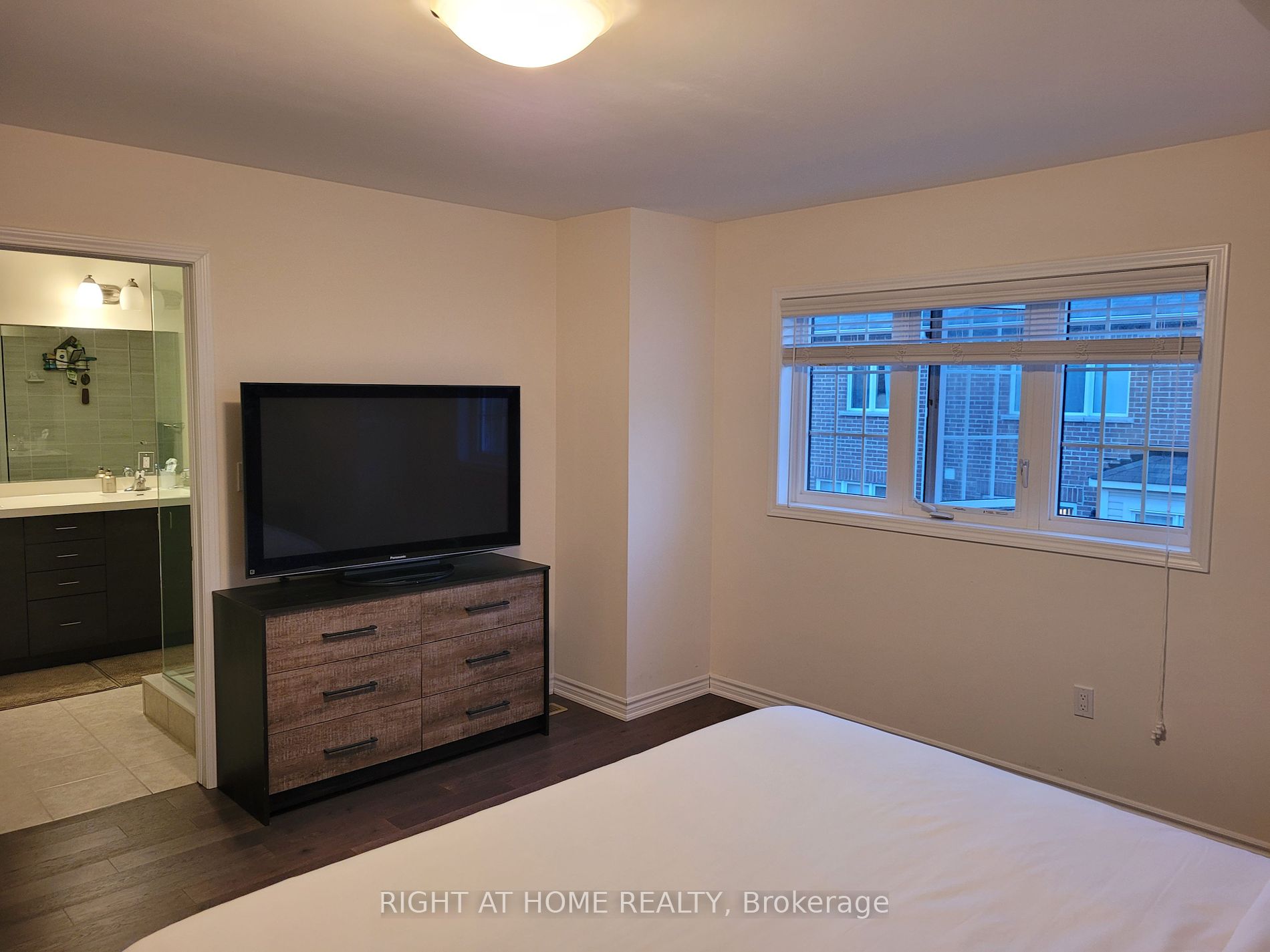 1000 Asleton Blvd 1