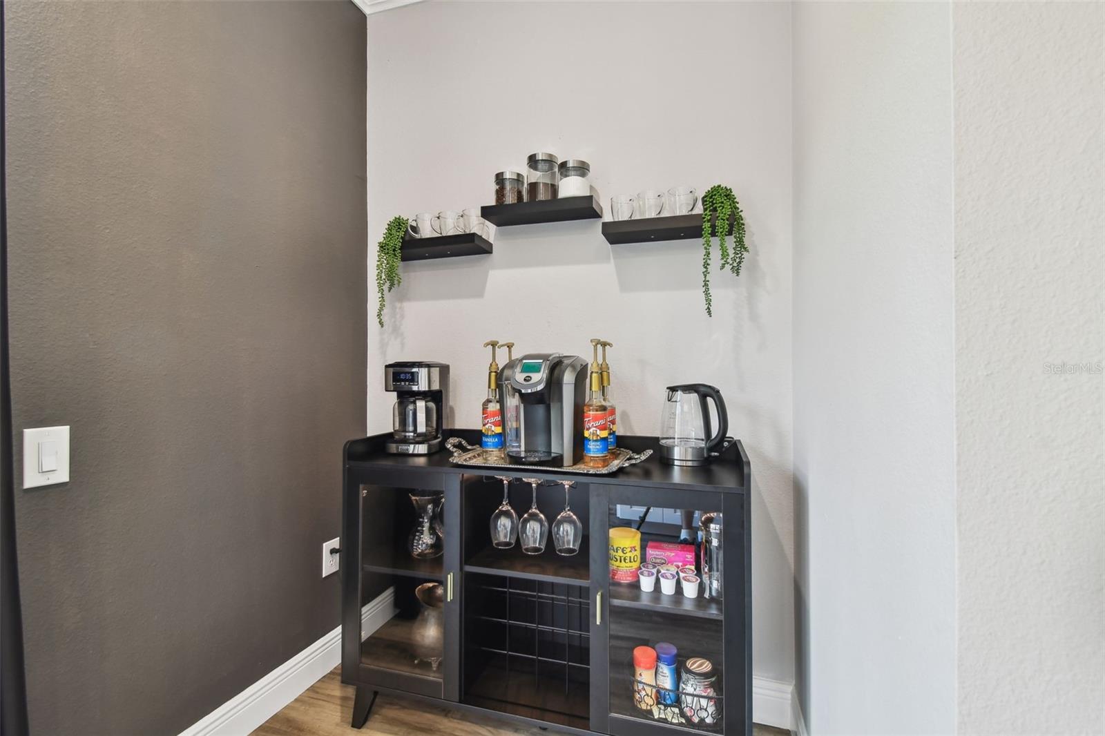 3174 Bayshore Oaks Drive