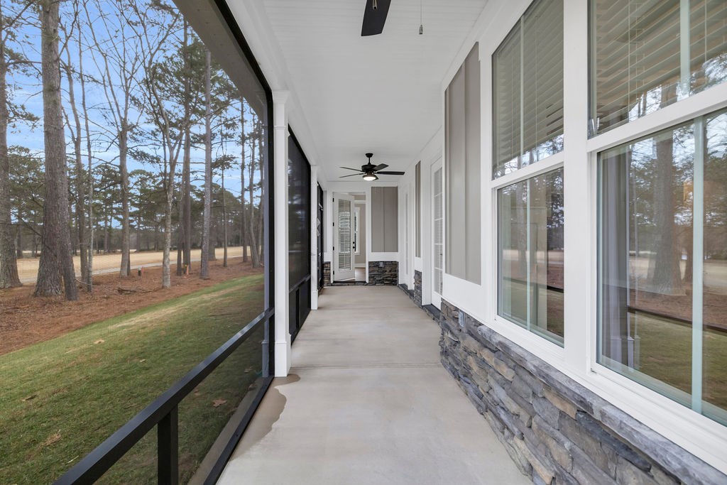 203 E Gunnery Court