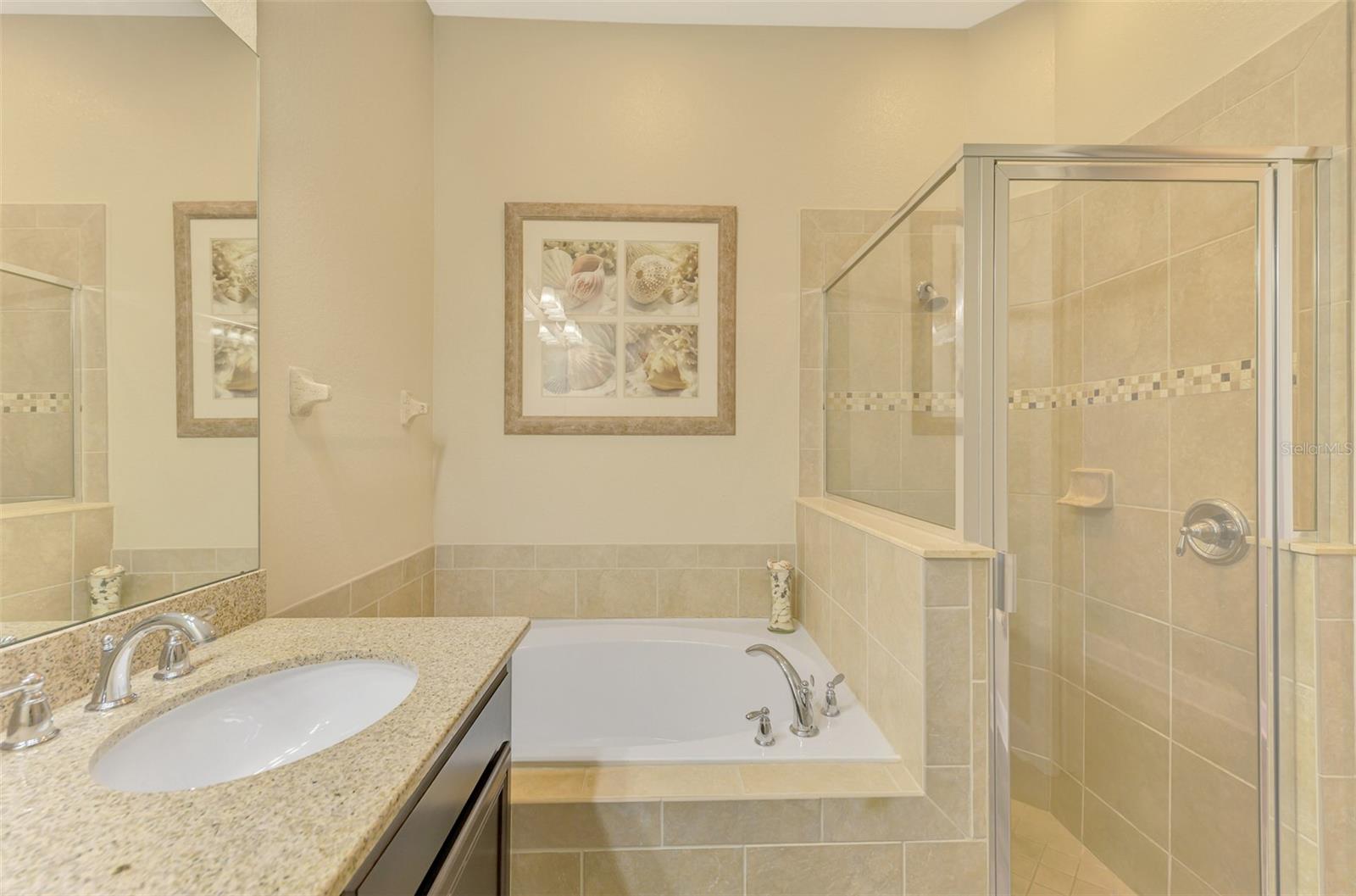 13091 Creekside Lane