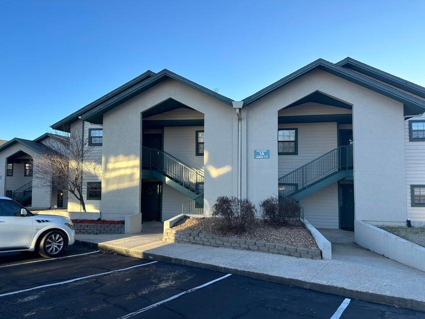 2700 Green Mountain Drive 3