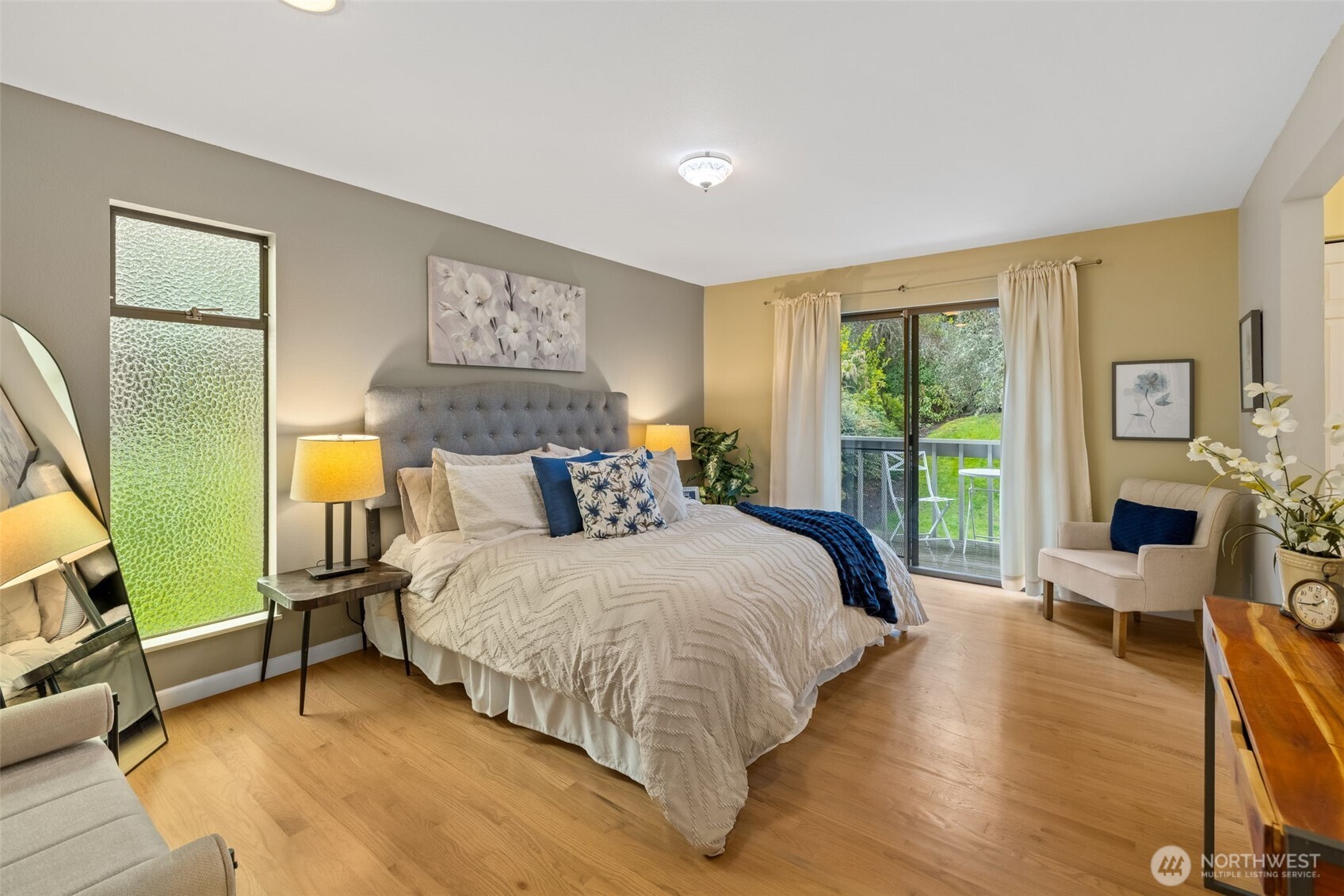 11818 Marine View Drive SW