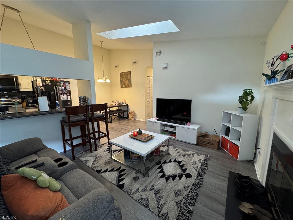 506 Pillar Court 201, Virginia Beach, VA 