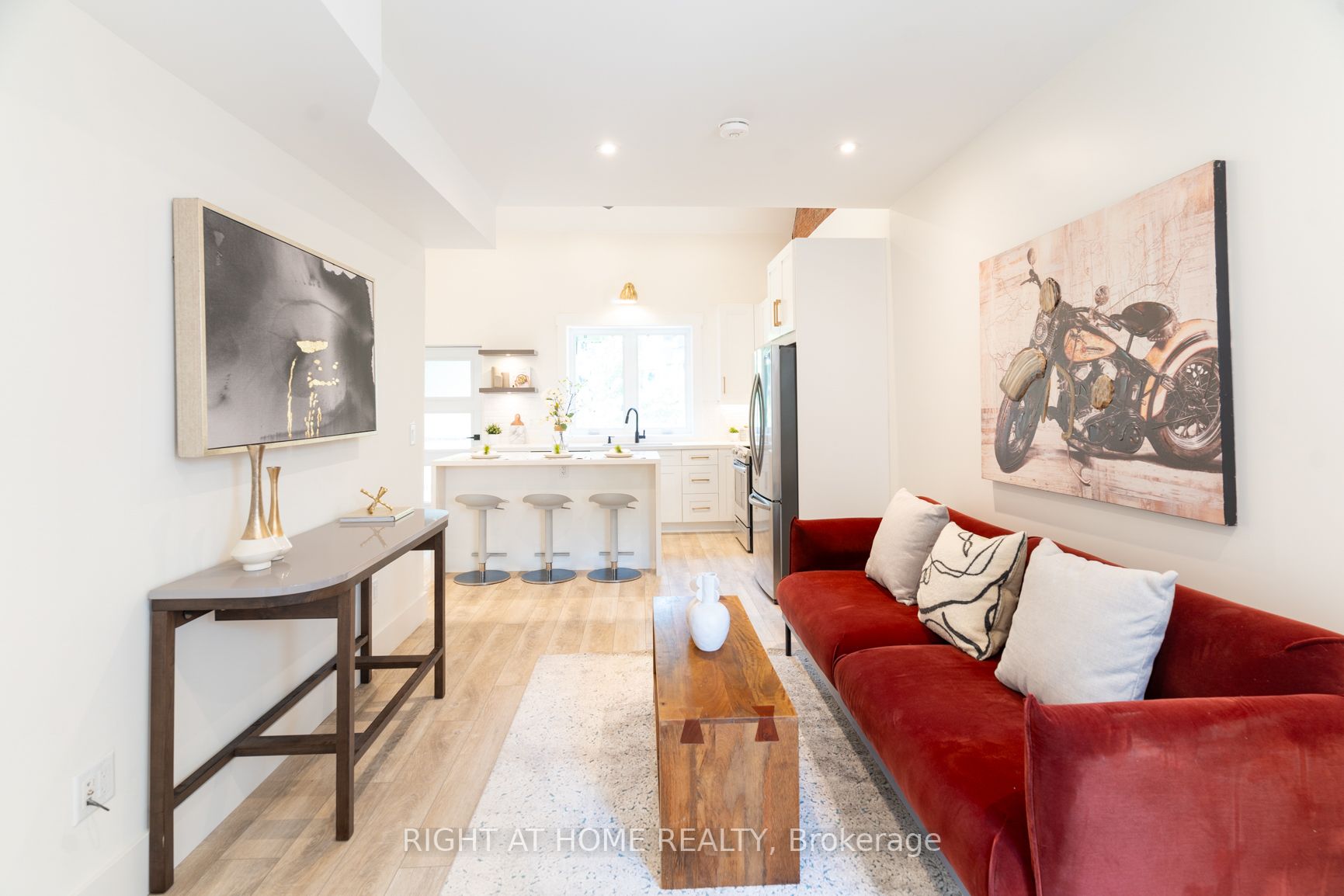 129 Kenilworth Ave Upper