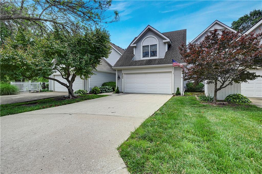 2433 W 137th Place