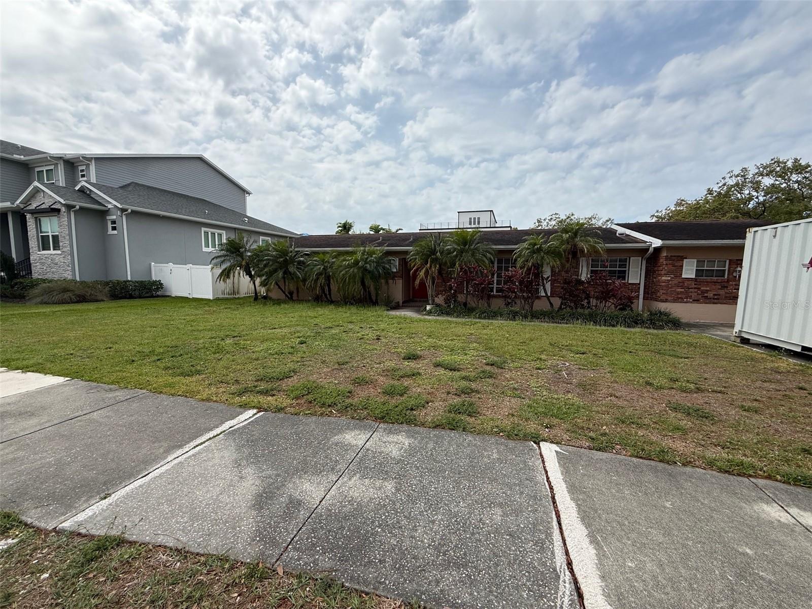Great Location, This is a high demand area of South Tampa located in the Prestigious BEACH PARK community.  A OVER SIZE
LOT, with 11,340 Sq Ft.  (The home can be renovated.) Build your dream home. This lot would be one of the larger lot in the Beach Park neighborhood.  Yes BUILDERS welcome Private home owners welcome. Cut the price of Builders mark up by owning to lot and choose your own builder.  This  home is price to sell at a "Whole Sale Price".  The home was flooded just one time in its life time in the 2024 100 year flood.  New build at today's elevations.