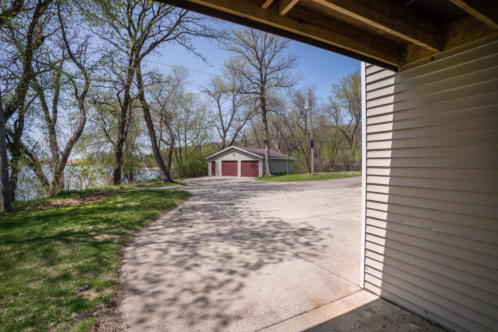 18739 County Highway 33