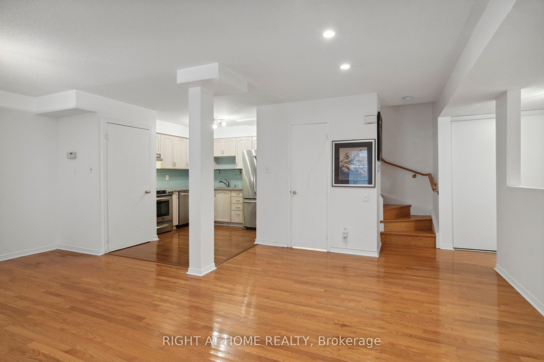 72 Sidney Belsey Cres 307