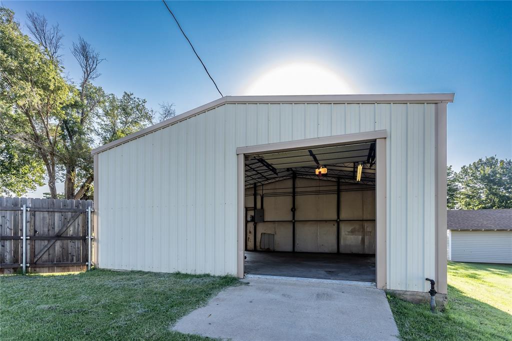 705 N 5th Street