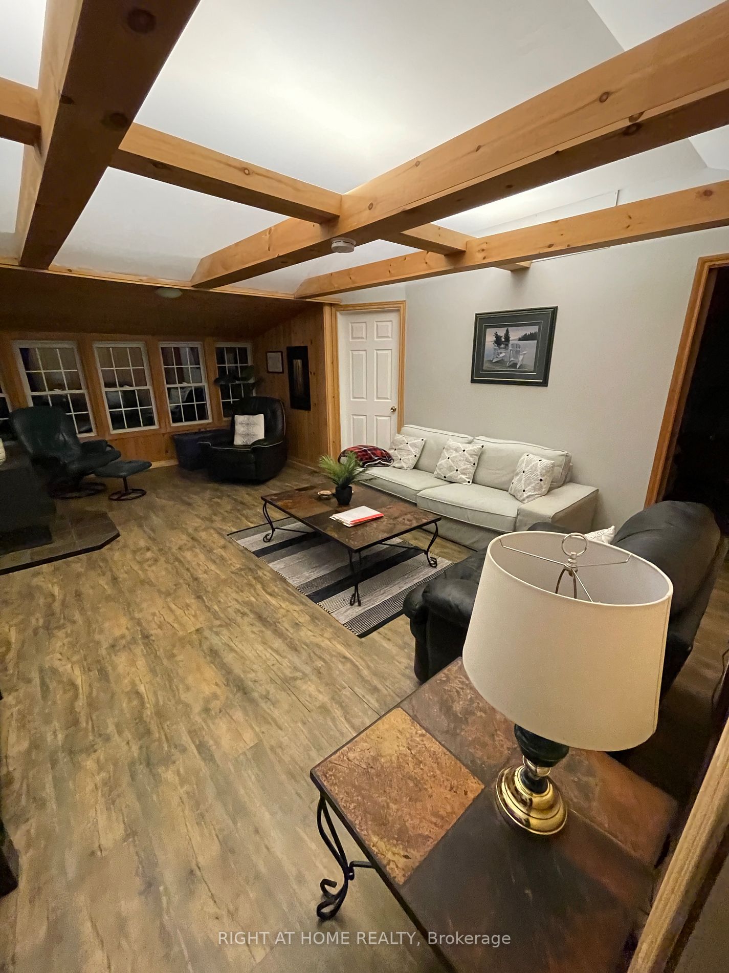 1055 Rainbow Lane